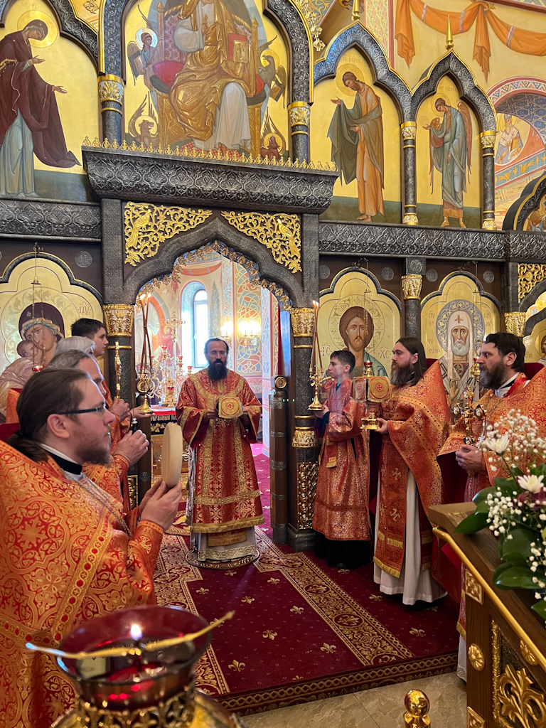 Служение Архипастыря: пятница Светлой седмицы | 10.05.2024 | Норильск -  БезФормата